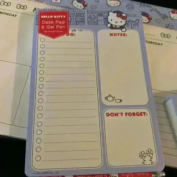 Sanrio Hello Kitty Stationary bundle - Picture 4 of 5